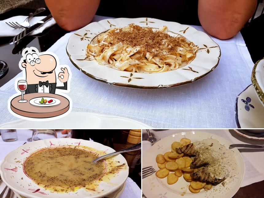 Platti al Restoran Pod napun