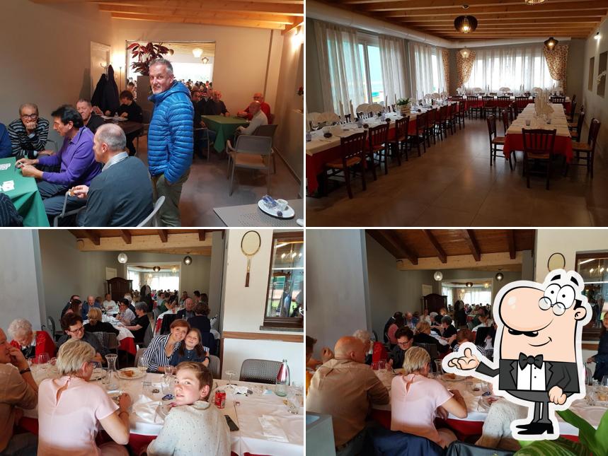 Dai un'occhiata agli interni di Ristorante Pizzeria Al Corallo