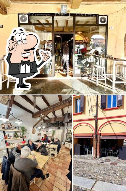 Gli interni di La Rocca Caffè