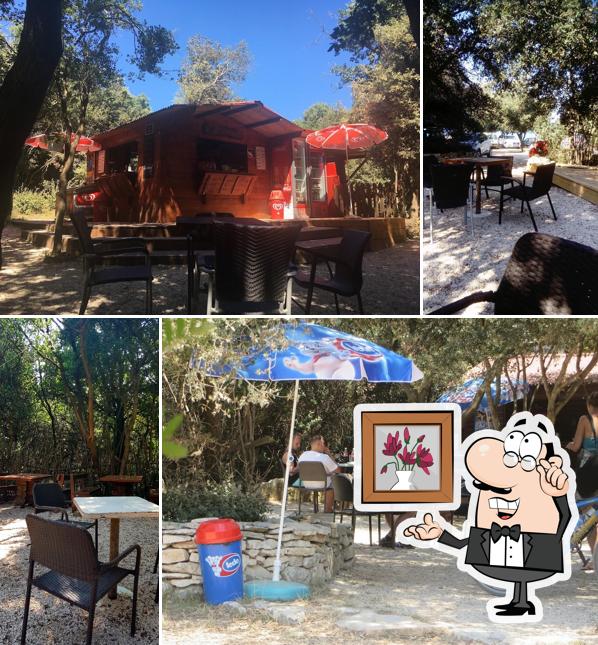 Dai un'occhiata agli interni di Luan Beach Bar