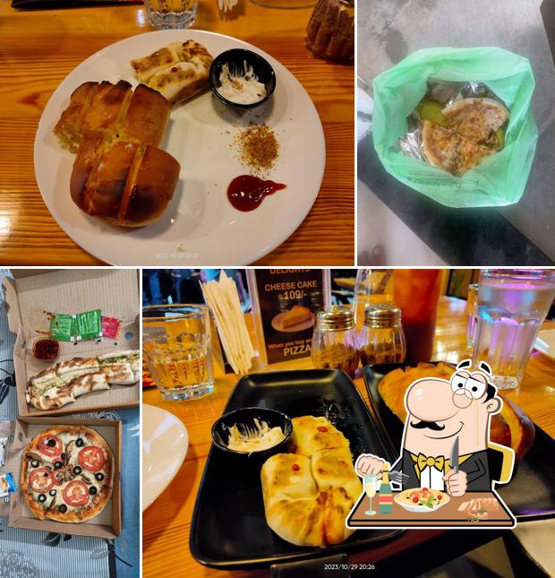 Food at Pizza On The Rock
