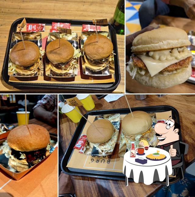 Order a burger at Burger Tree