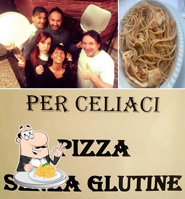 Spaghetti alla carbonara al Pizzeria Giardino