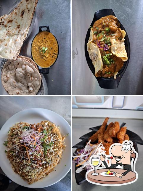 Food at Mana Harivillu Family Restaurant