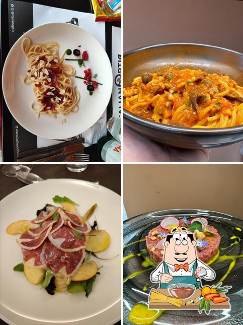 Spaghetti alla bolognese al Swimland Cafè