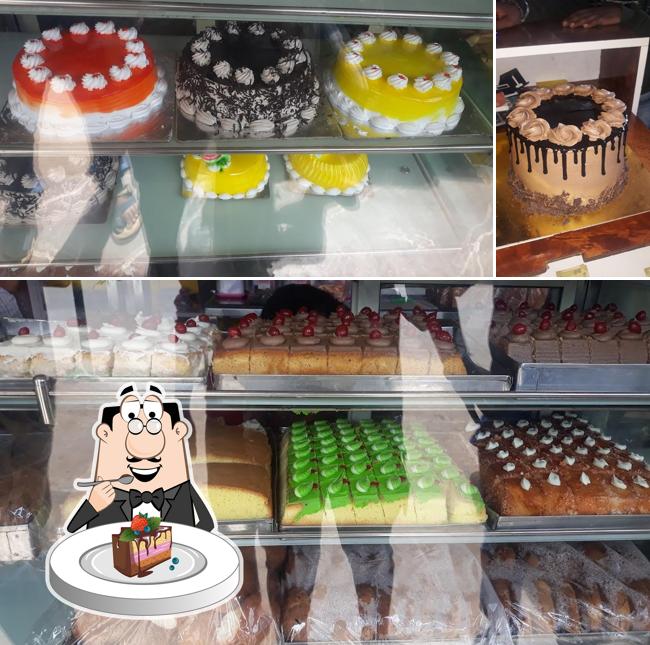 Chocolate cake at Venkateshwara Bakery