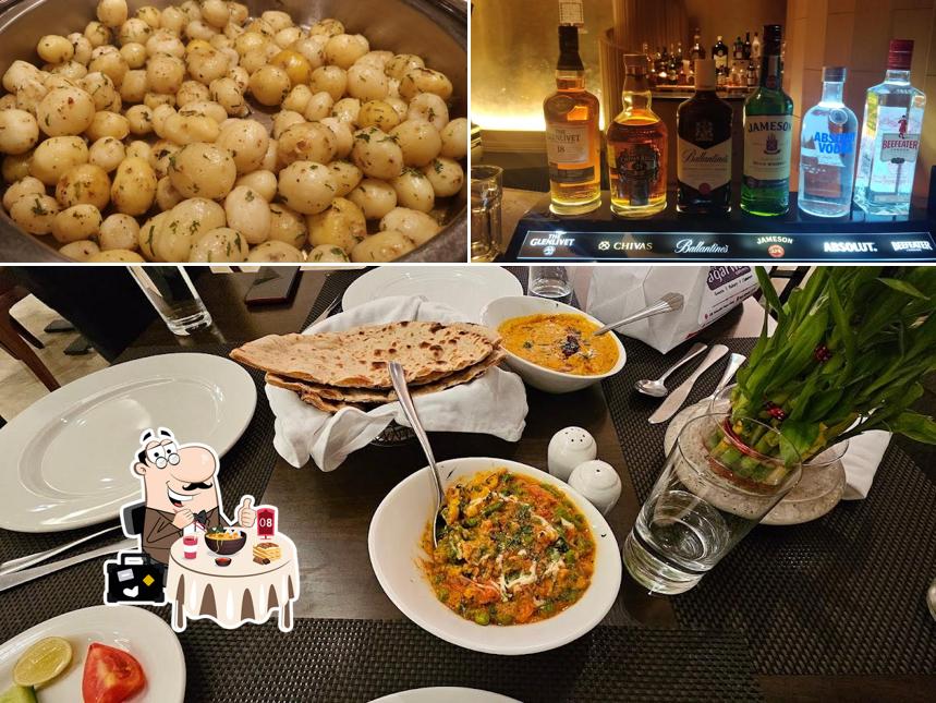 This is the picture displaying food and beer at 24/7 Restaurant