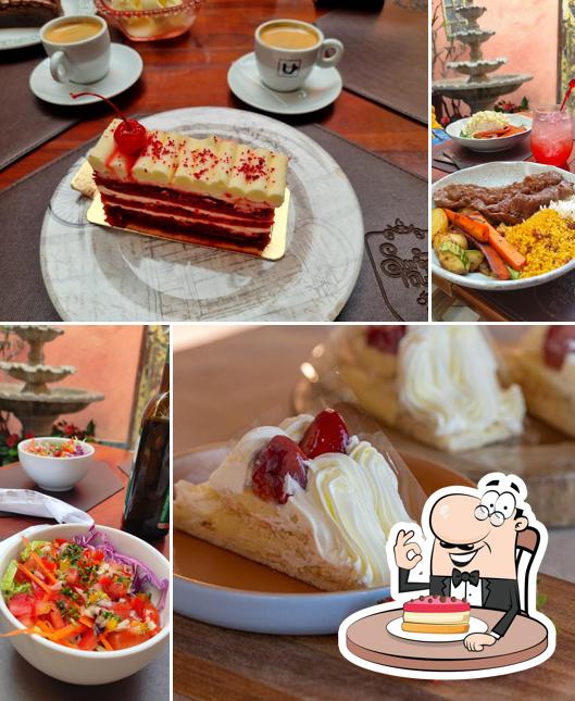 Bolo de queijo em Sweet Tour Bistrô & Confeitaria
