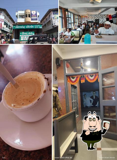 Anand Cafe (Veg Hotel)