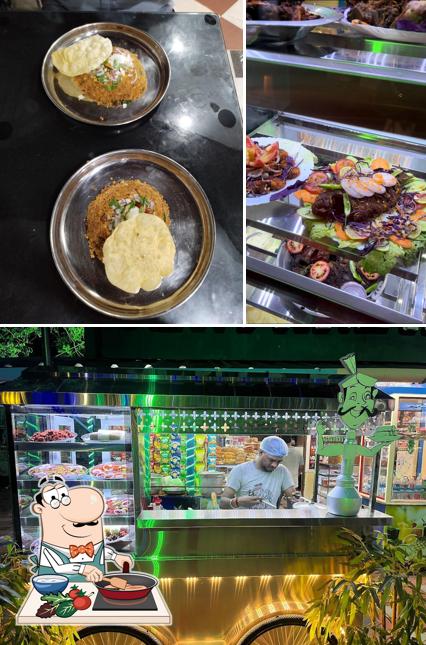 Chicken curry at Kuttans puttu kada