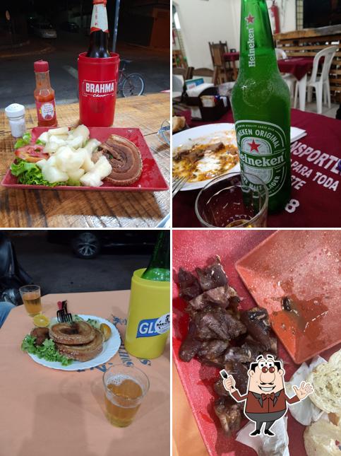 Platos en Bar do Tico