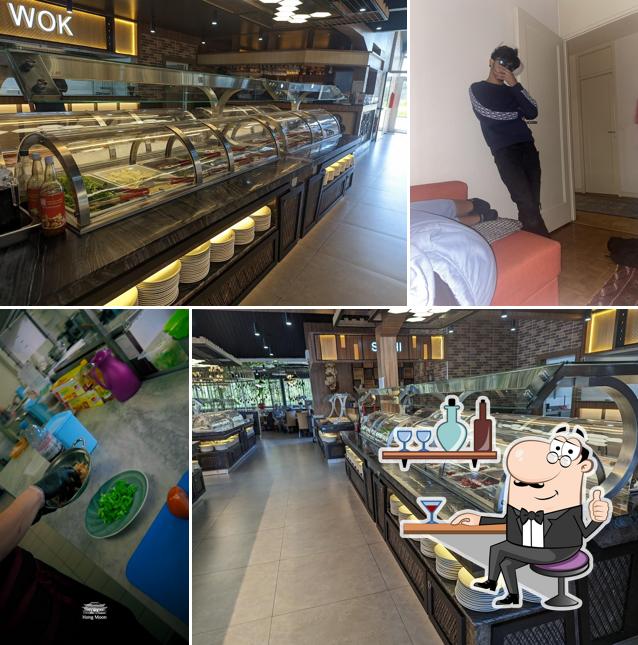 Siediti a un tavolo di Restaurant Hong Moon