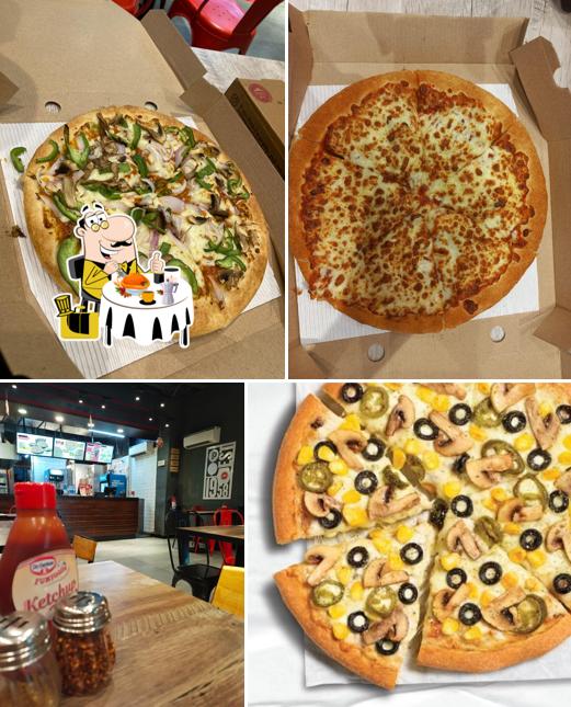 Food at Pizza Hut Durgigudi, Shivamogga
