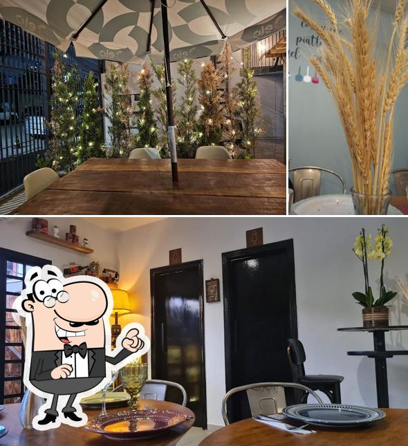 Veja imagens do interior do Pizzeria Caliari