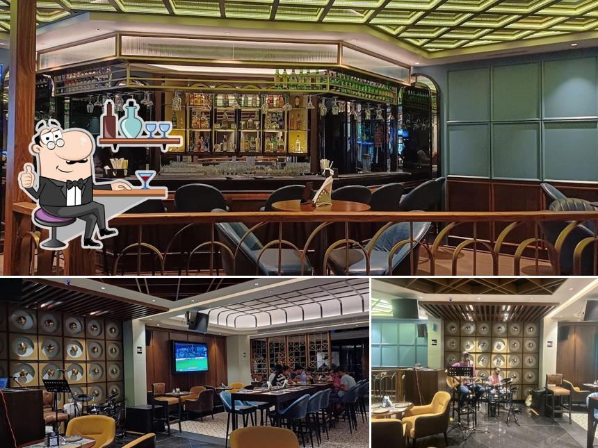 Check out how Sip & Savour looks inside