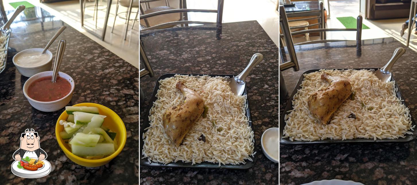 Food at Al Raidan Grilled mandi