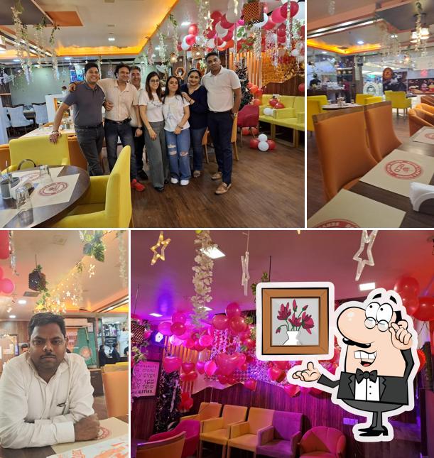 Royal Cafe & Dining : Best Restaurant in Varanasi