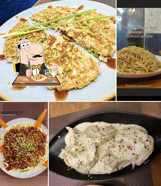 Pad thai at Fork & Spoon