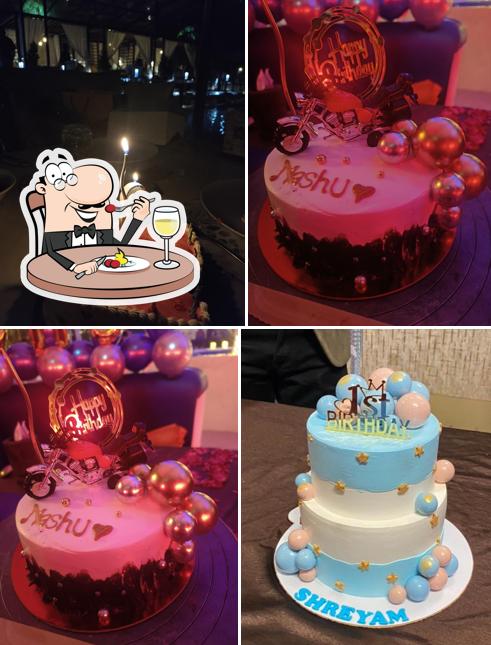 Food at Mikey's Cakes