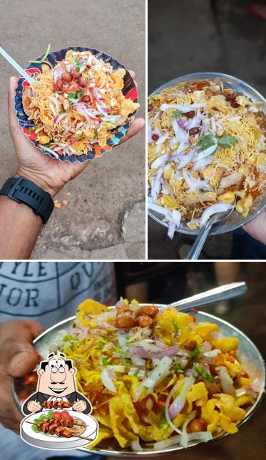 Chaat at Patra Papddi Chat