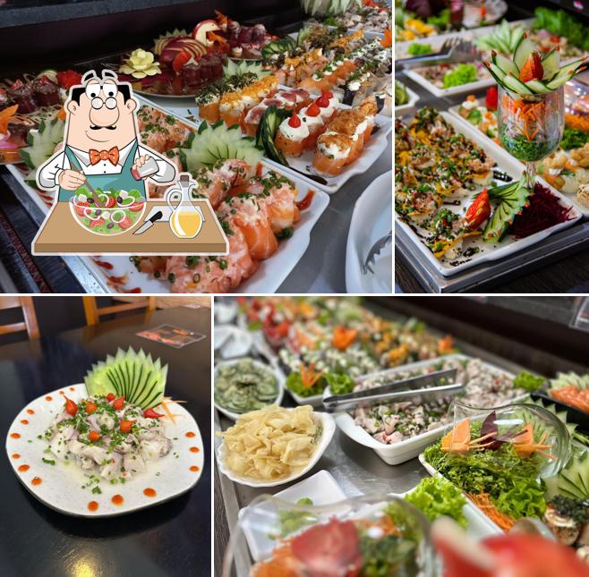 Salada grega em Irashai Japanese Food