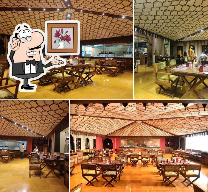 The interior of Sholla