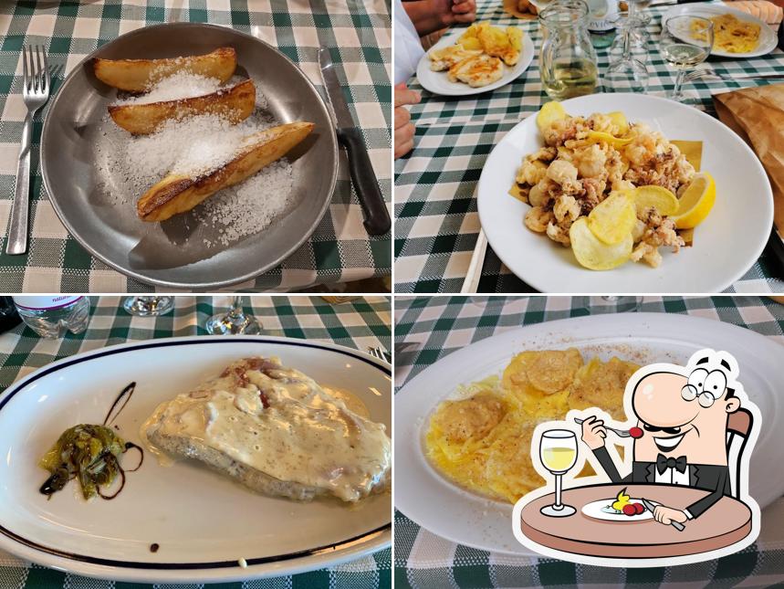 Platti al Trattoria Sandoni