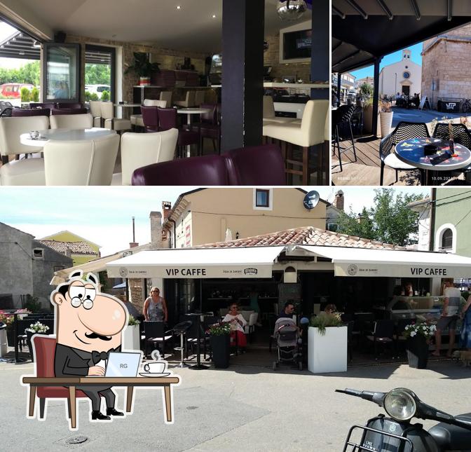 Dai un'occhiata agli interni di Vip Caffe