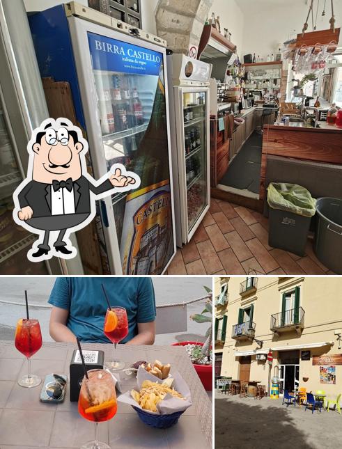 Gli interni di Caffè Jolanda