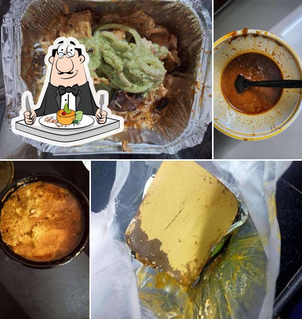 Food at Shri Balaji Maharaj - Delhi Famous Soyabean Chaap