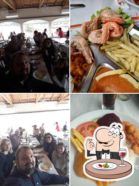 Comida em Restaurante Aqueduto