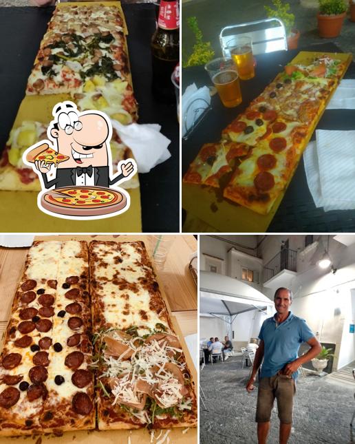 Ordina tra le molte varianti di pizza