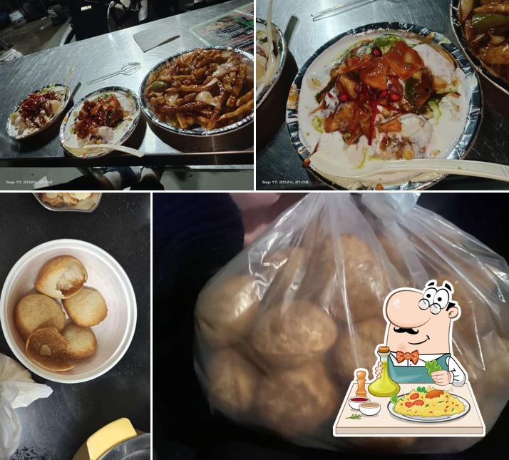 Food at Baba ji restaurant and chat corner