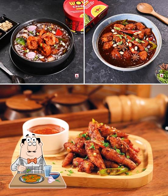 Chicken wings at WOW China