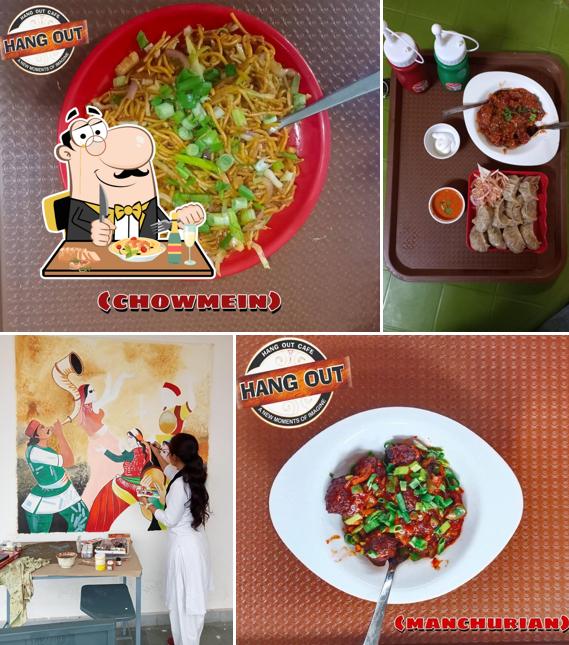 Pad thai at Hangout Cafe & Restro