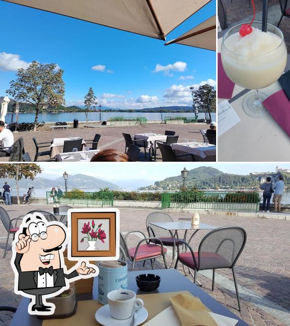 Siediti a un tavolo di Retro'