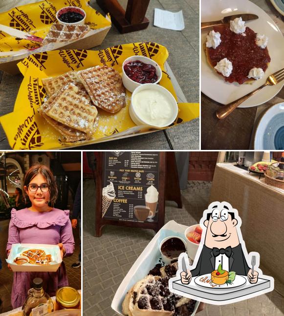 Meals at Manny's Waffles