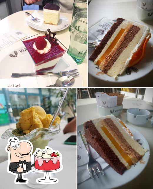 Red velvet cake al VINCEK