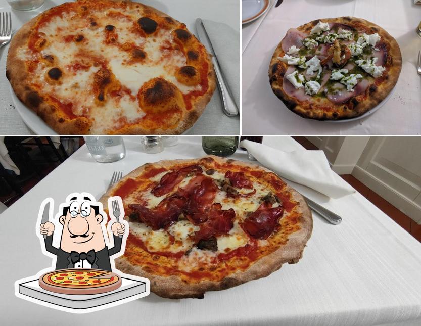 Ordina una pizza a Epoca