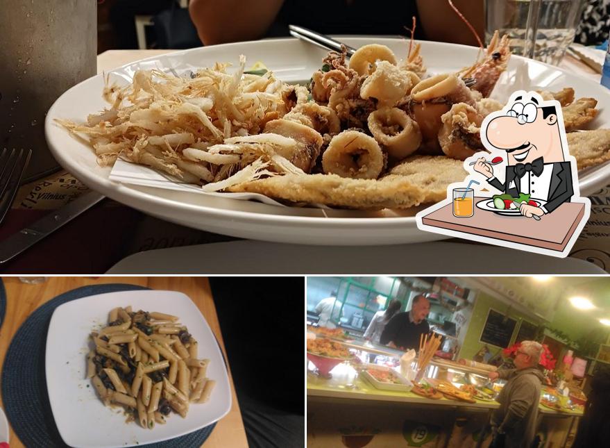 La immagine della cibo e interni di Ristorante Dr. Seller