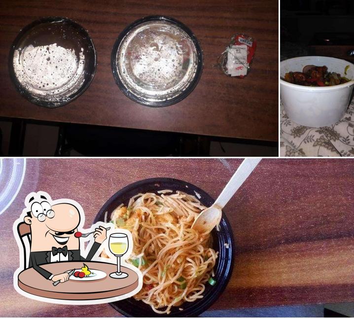 Food at Flying Noodles
