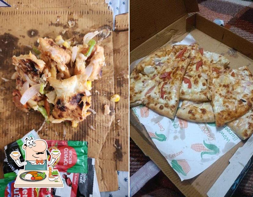 Meals at Pizza Canada
