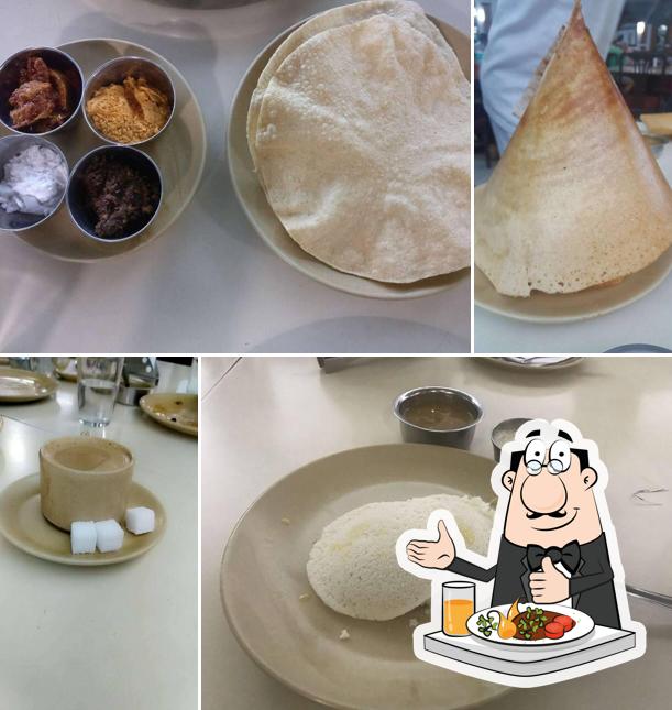 Food at Hotel Palmgrove - Menaka