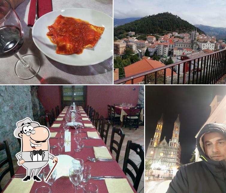 Guarda gli esterni di Trattoria La Roccia