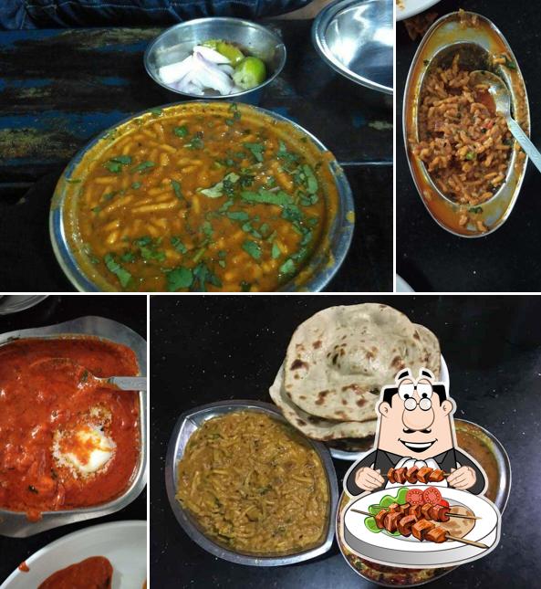 Meals at Raju Bhai Ka Dhaba - Mansha Foods