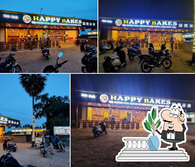 The exterior of HAPPY BAKES
