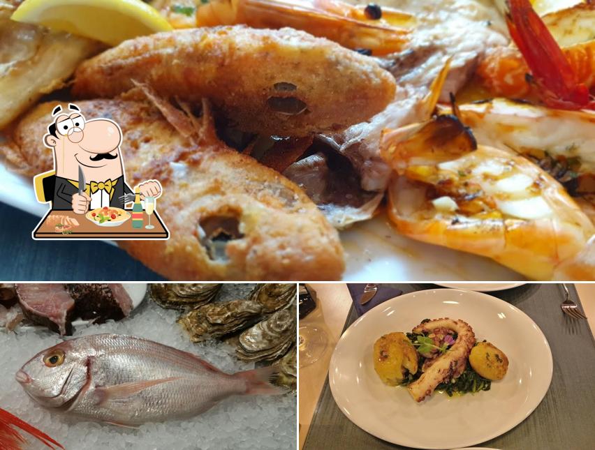 Nourriture à Dancing Lobster Restaurant Portughez cu Pește și Fructe de Mare