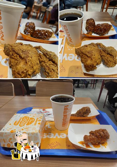 Fried chicken at Popeyes - Famous Louisiana Chicken