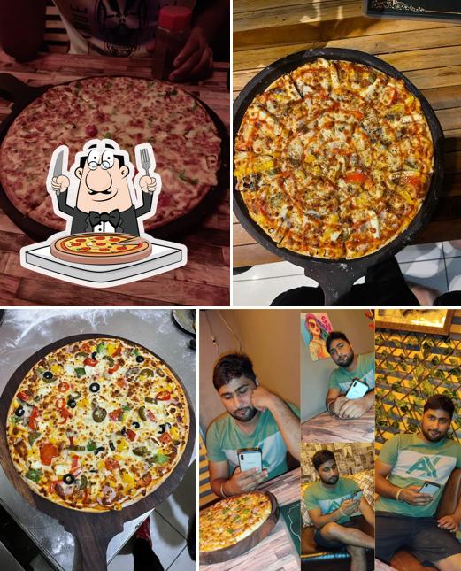 Try out pizza at Old skool cafe