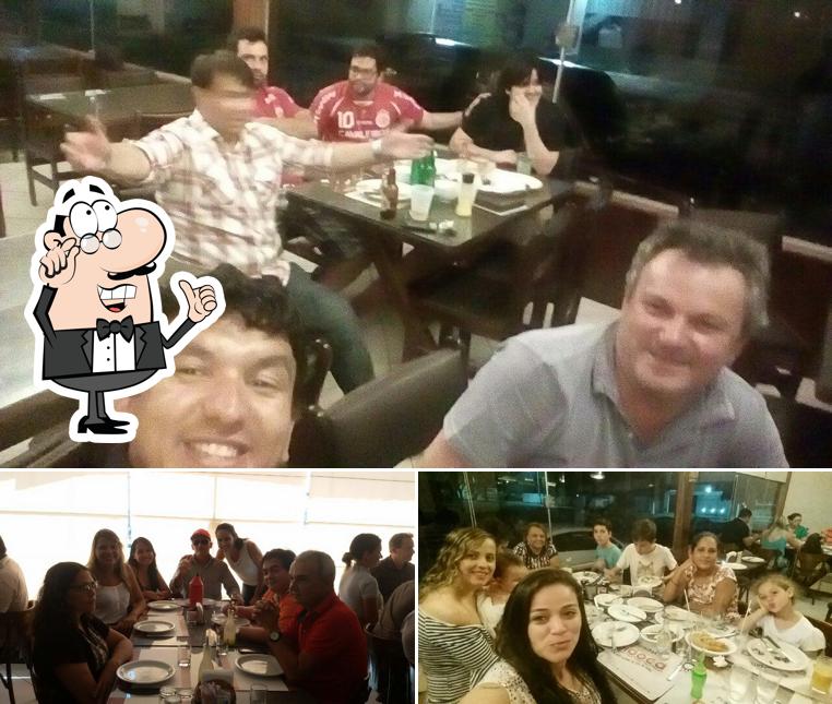 Entre diferentes coisas, interior e mesa de jantar podem ser encontrados a Restaurante Bidoca